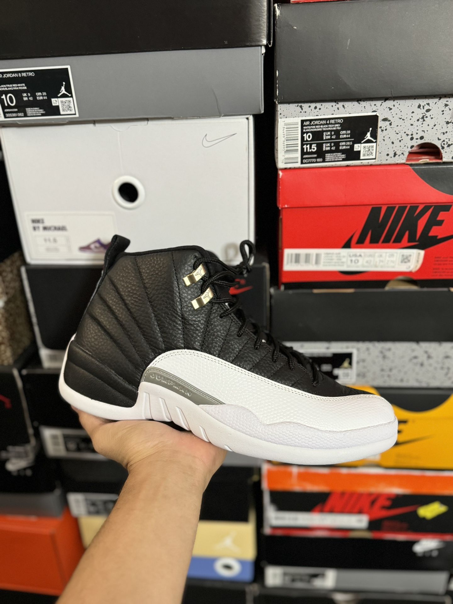 DS Jordan Playoff 12s size 10