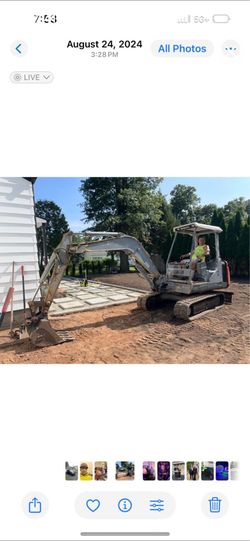Mini excavator everything works no leaks just had a service