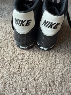 Black Nike shoes