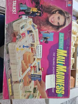 Vintage Mall Madness Game