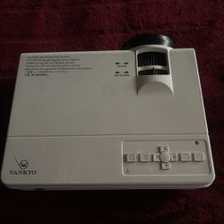 Vankyo Mini Projector