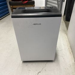 Airplus 50 Pints Dehumidifier With Universal Wheels For M Space  Working