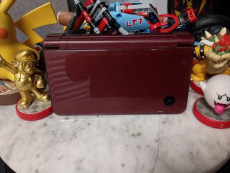 Nintendo DSI XL Burgundy