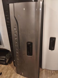 Toyota Tacoma Tailgate Gray