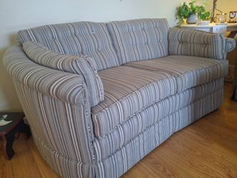 Beautiful new fabric sofa and loveseat