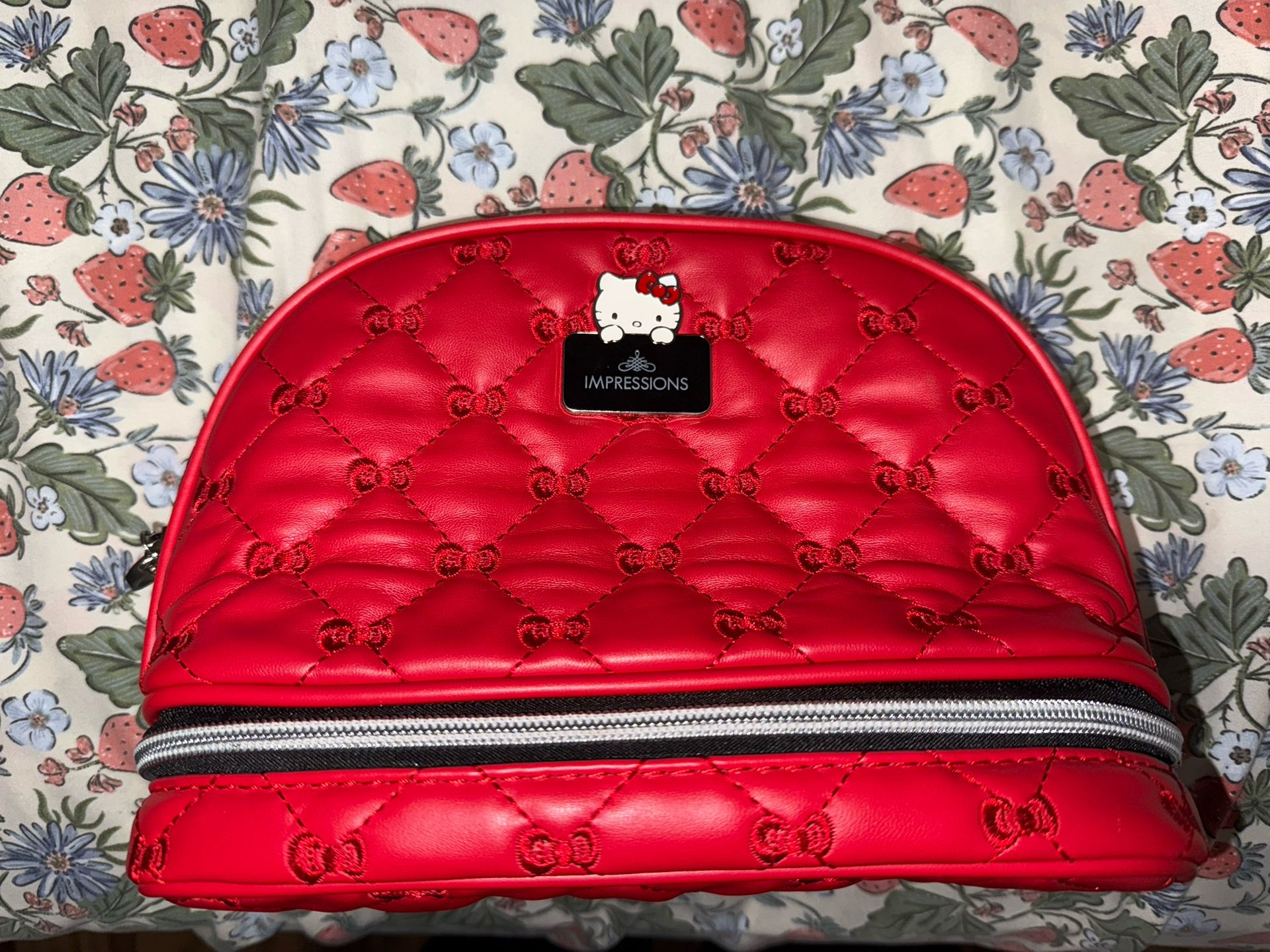 Impressions Hello Kitty Makeup Bag