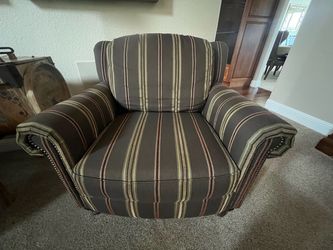 Accent Chairs