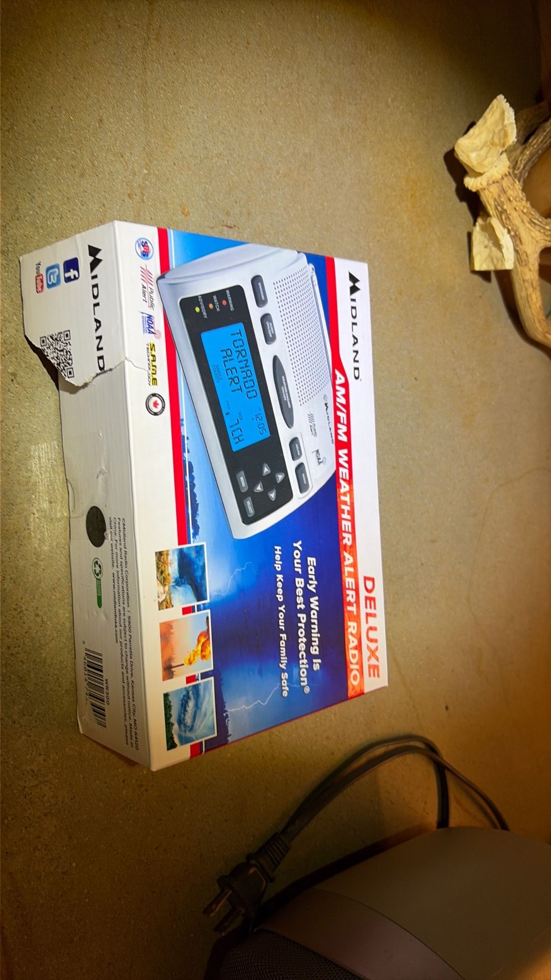 Working boombox weather radio turntable compact each 50