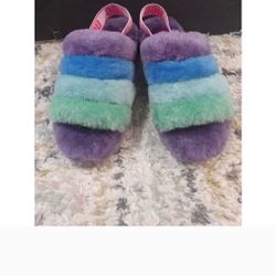 New Unique UGGs fluff yeah sandals sz 8