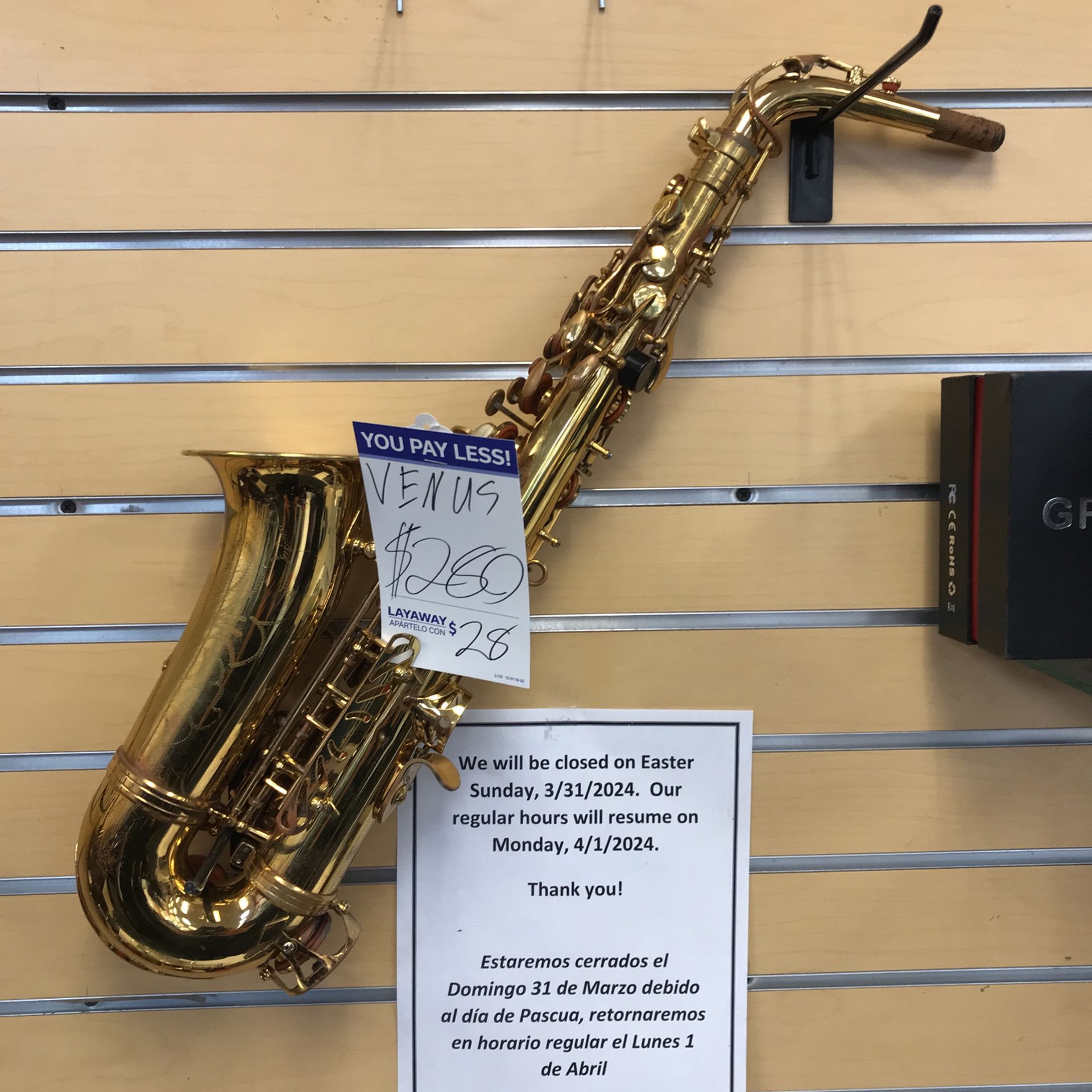 Venus Saxophone M:AS301G
