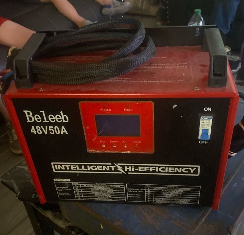 Beleeb Battery charger