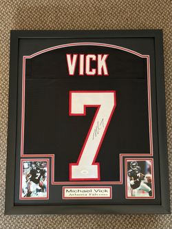 Michael Vick Atlanta Falcons signed framed jersey