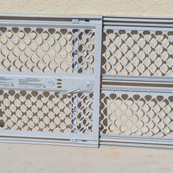 Expandable Gate