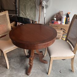 KITCHEN TABLE WITH 2 CHAIRS SET