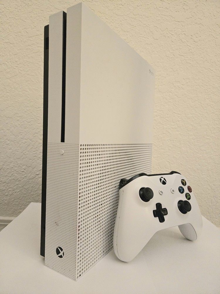 Xbox One S 1Tb