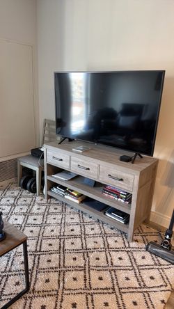 55’ TV and TV Stand