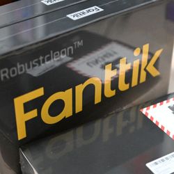 Fanttik Slim V8 Apex Car Vacuum, 19000PA High Power, 4 in 1 Portable Mini Vacuum