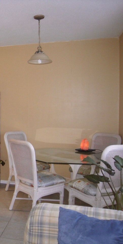 Octagonal glass table and 6 chairs