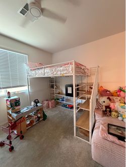 Full size loft bed