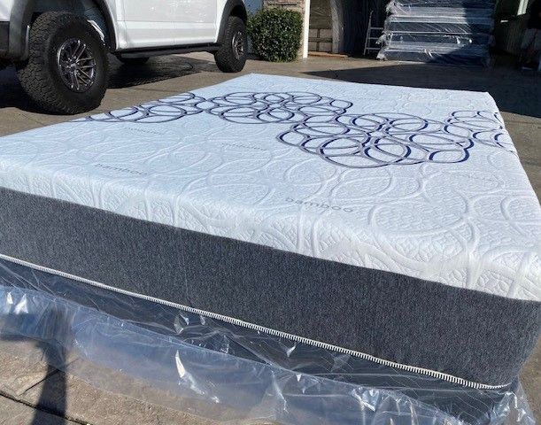 King Bamboo Cool Gel Memory Foam Mattress!!