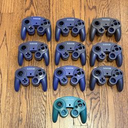 Nintendo GameCube controllers shells only - Discolored
