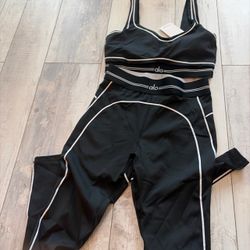 Alo Yoga Black Two-Piece Set with Tags