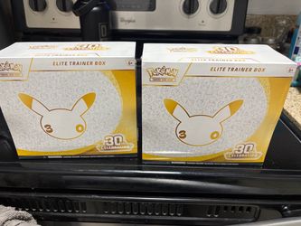 Pokemon 30th ETB’s
