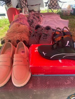 Pumas shoes