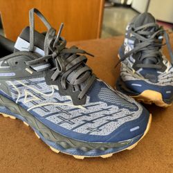 Mizuno Trail Size 10