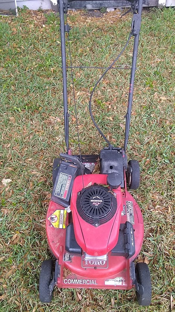 Toro 21 inch commercial lawn mower 1200 new Honda motor for Sale in