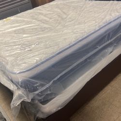 Brand new mattress set $350
