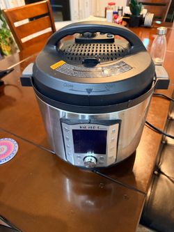 Instant Pot 8 qt barely used