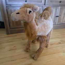 Rare New With Tags Large Retired Melissa & Doug Lifelike Plush Camel Stuffed Animal nearly 3 feet long