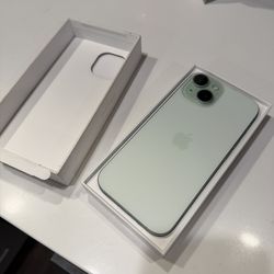 iPhone 15 Mint Green (Like New)