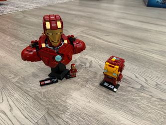 LEGO Marvel Iron Man MK4 Bust Set Built and iron man brickhead