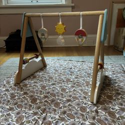 Charlie Crane Play Mat