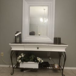 Vintage Entry Table W/ Mirror