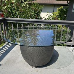 Outdoor Round Wicker Table with Glass Top – $75