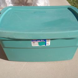 Sterilite 30 Gallon Ultra Tote Box 