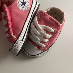 Baby converse size 1 deals