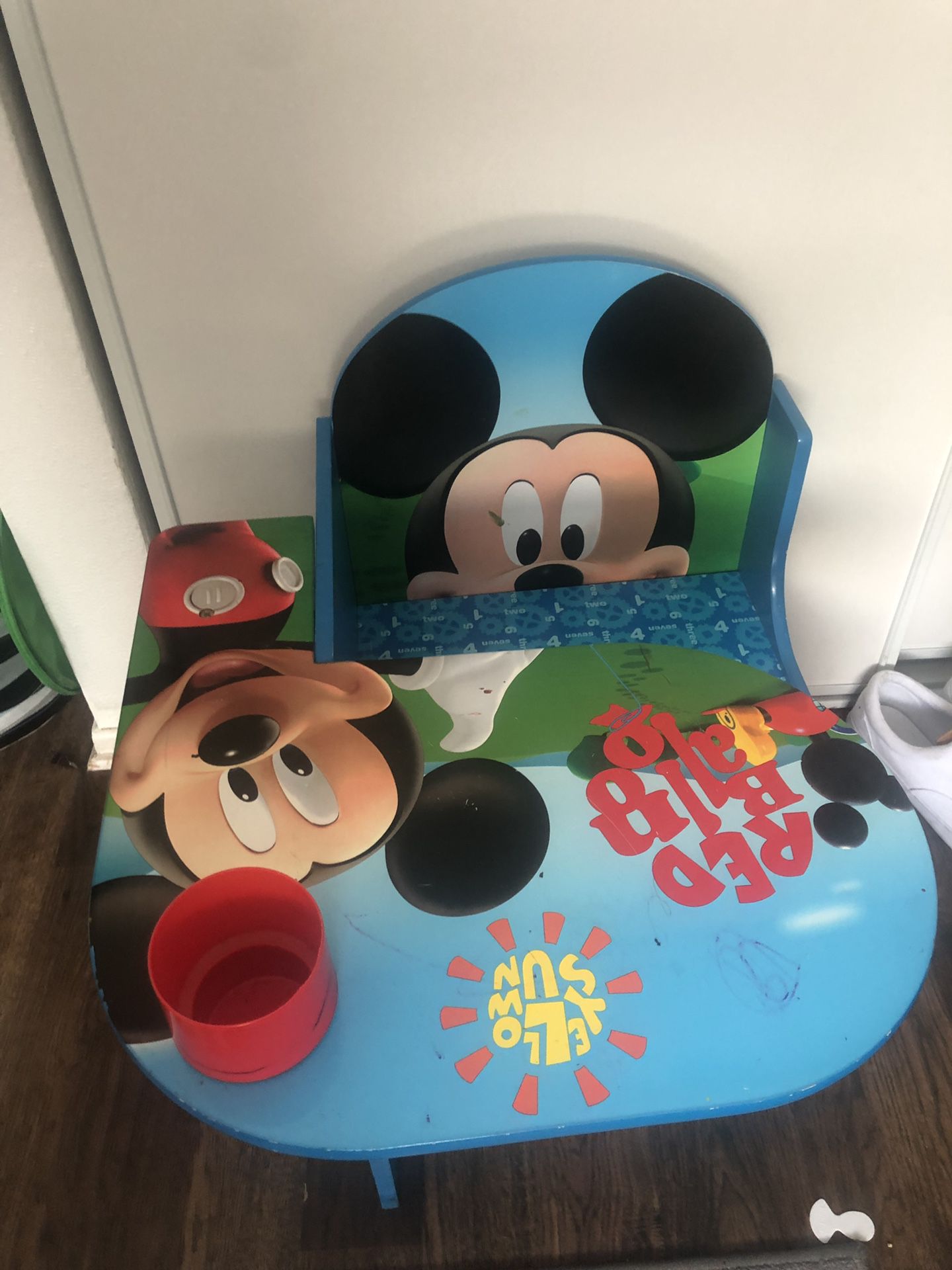 Mickey Mouse desk