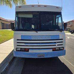 1993 Brave Winnebago e w I n and iv