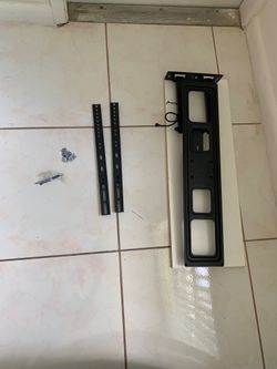 Tv Wall Mount / Brazo Para TV