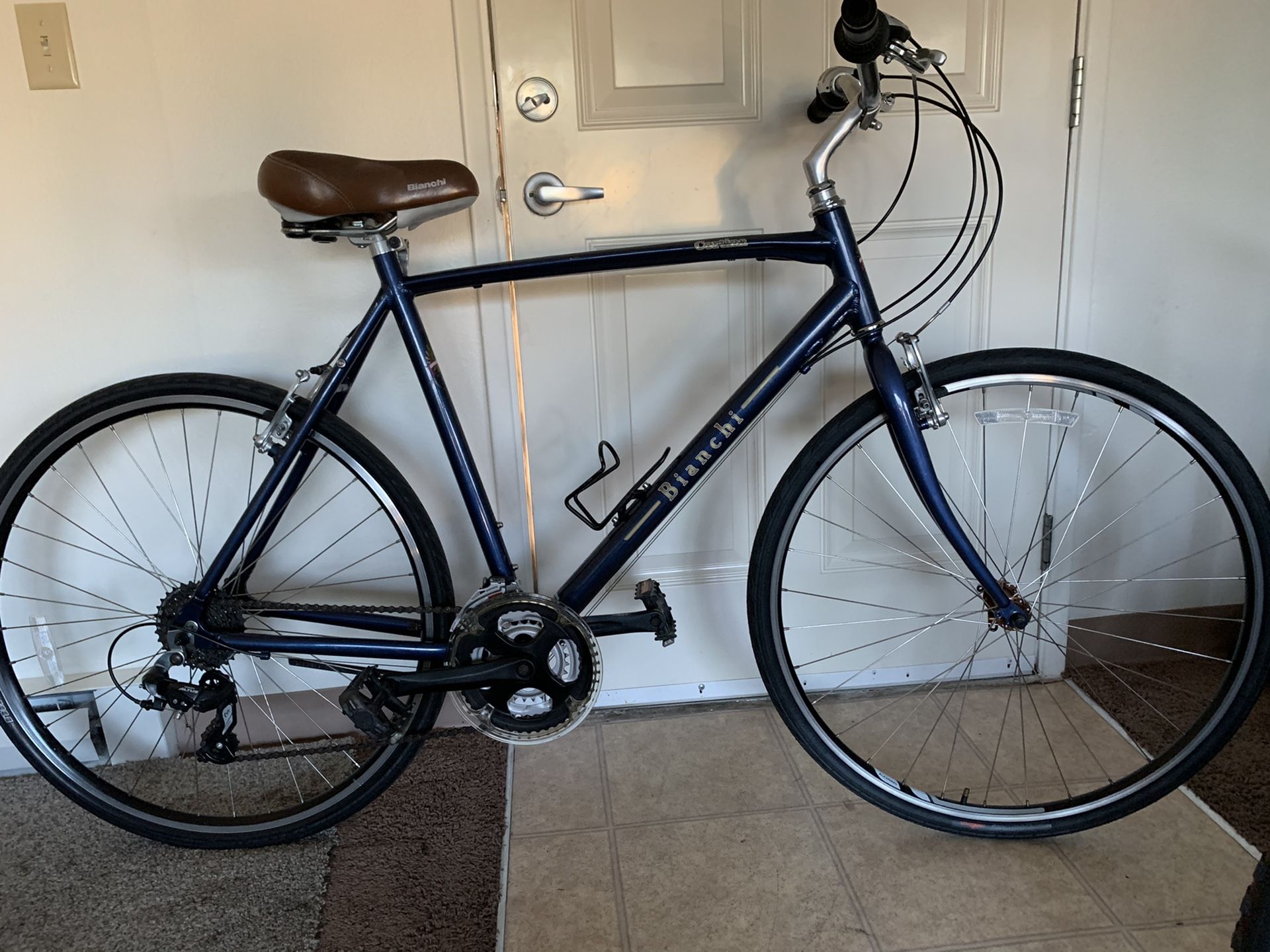 Bianchi cortina hybrid bike 700x32c wheel size 24 speeds aluminum6061 frame