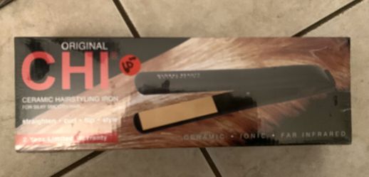 Chi Ceramic Hairstyling Flat Iron