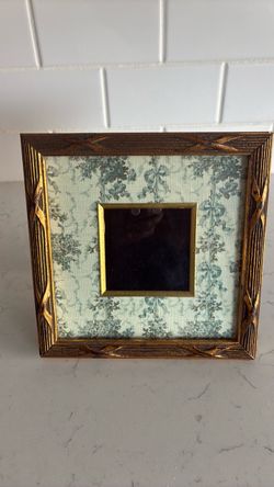 Cute ventage picture frame