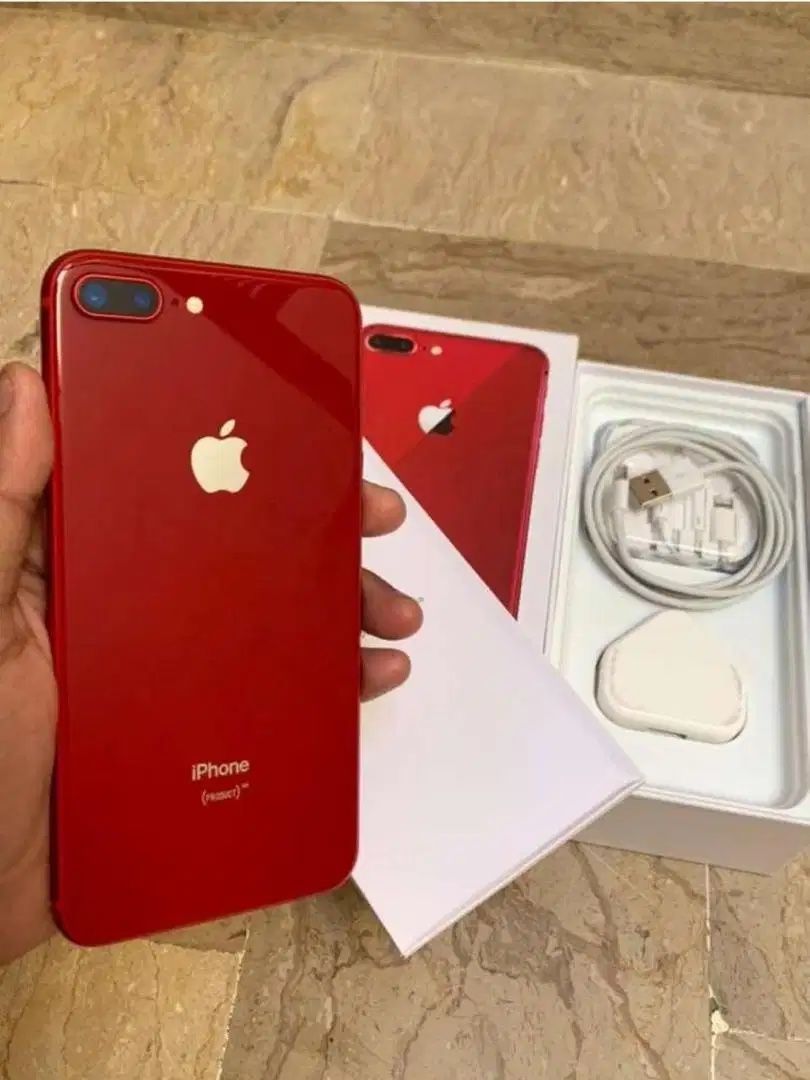 IPHONE 8 PLUS 64 GB UNLOCKED