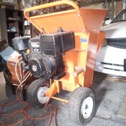 Briggs & Stratton Wood Chipper 