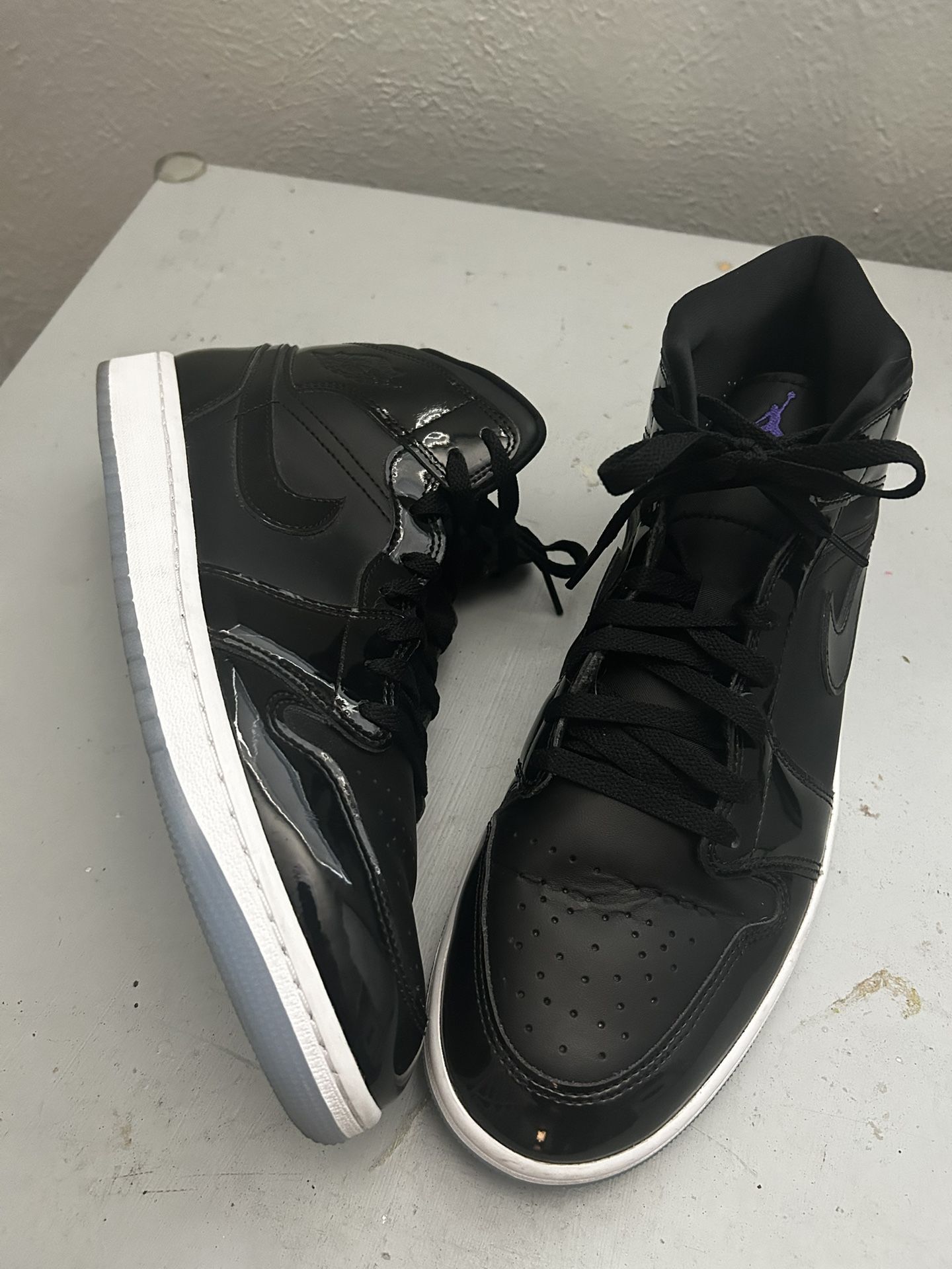 Space Jam Jordan Mid 1