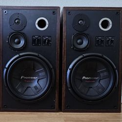 Speakers, Pair
